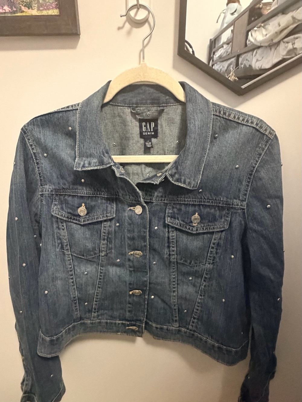 GAP Women's Medium Blue Pearl-Accent Denim Jacket